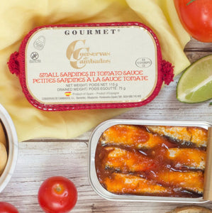 Gourmet small sardines in tomato sauce